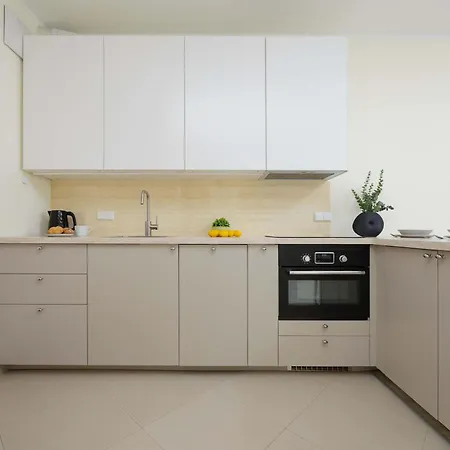 Apartmán Bright With Parking In The Center Of By Renters *